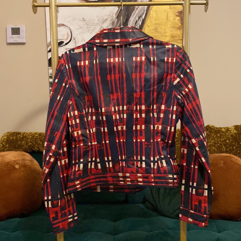 Abstract leather jacket - Picture 2 of 4